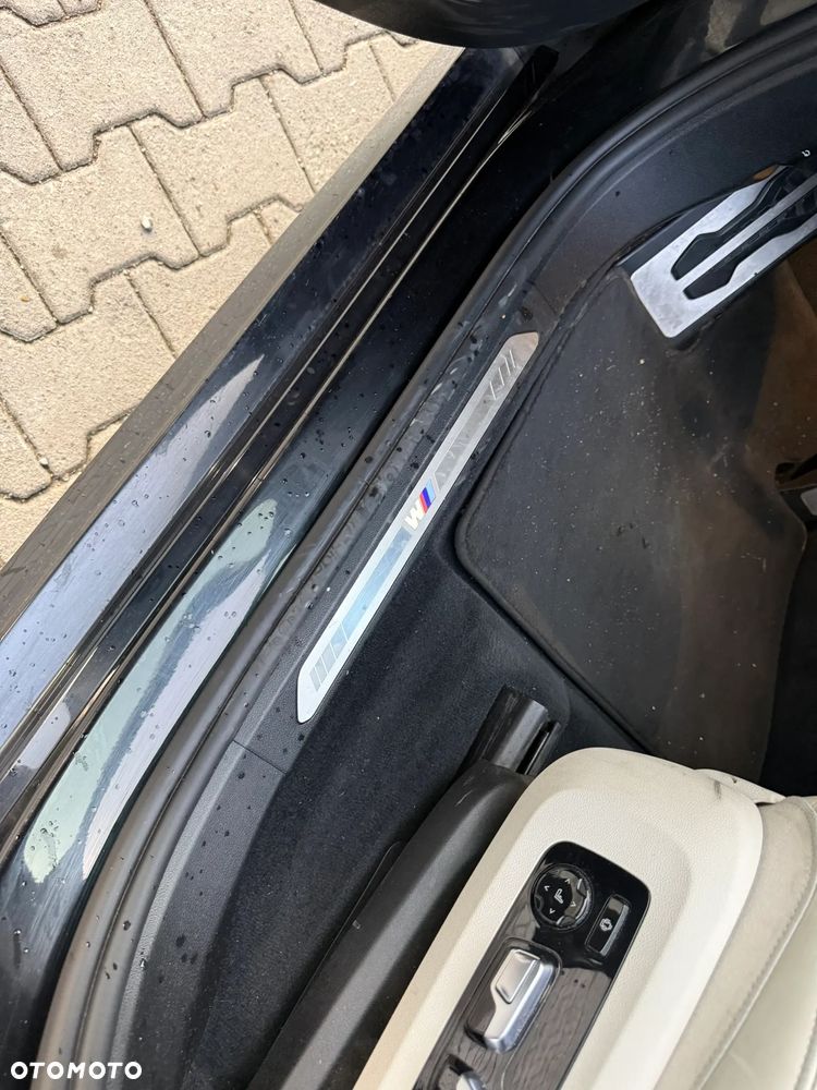 BMW X7 xDrive40d mHEV - 22