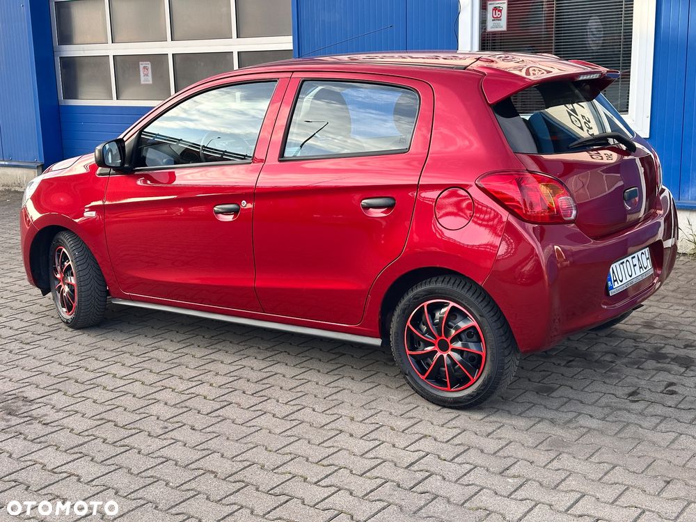 Mitsubishi Space Star - 8