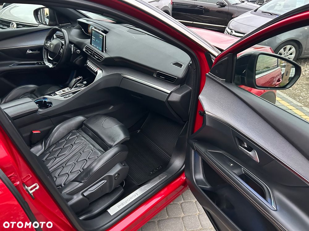 Peugeot 3008 Plug-In Hybrid 195 e-DSC7 GT - 31