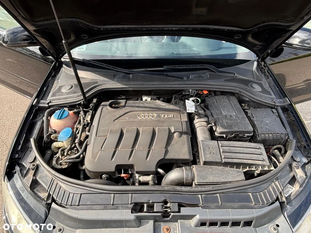 Audi A3 2.0 TDI S Line Sportpaket plus - 18