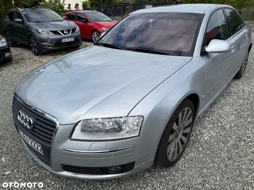Audi A8 4.2 Quattro - 9