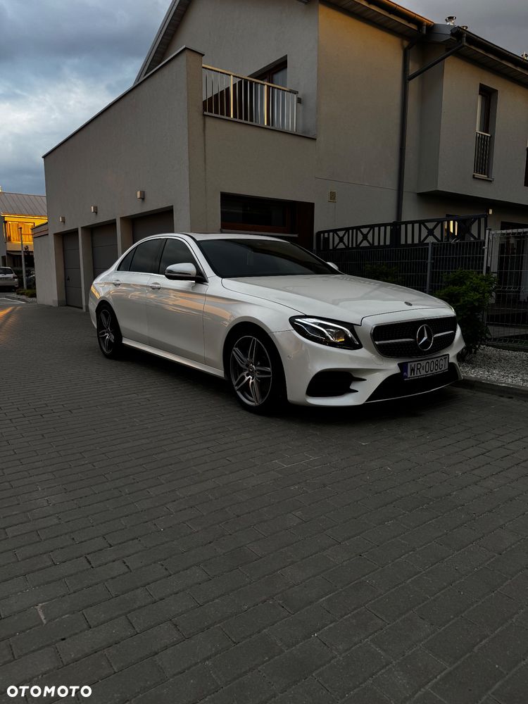 Mercedes-Benz Klasa E 220 d 4-Matic 9G-TRONIC - 5