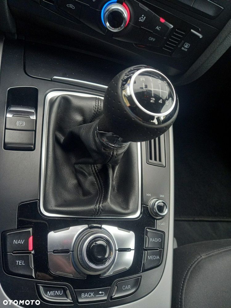 Audi A4 Allroad - 35