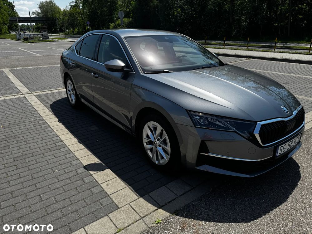Skoda Octavia 2.0 TDI Selection DSG - 3
