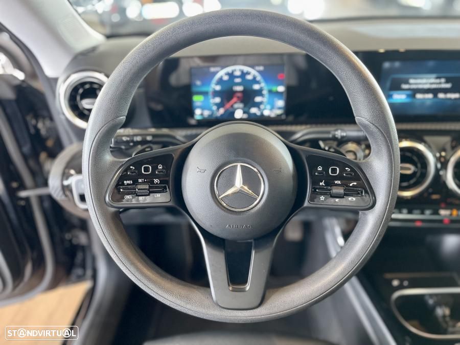 Mercedes-Benz CLA 250 e Shooting Brake Progressive - 14