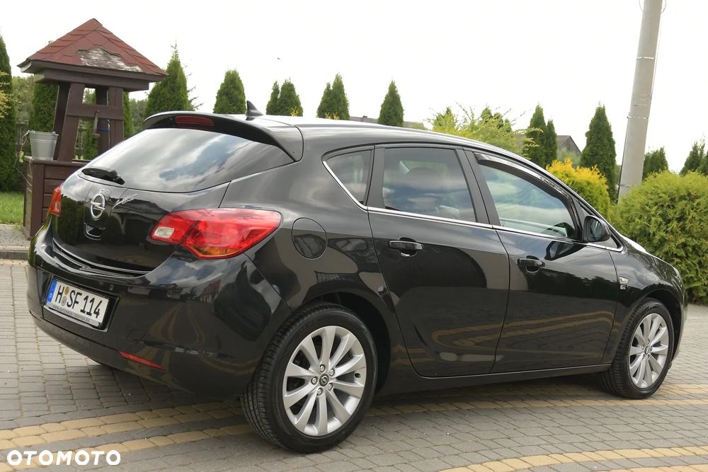 Opel Astra - 4