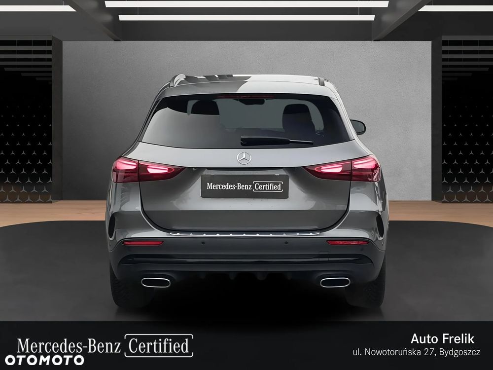 Mercedes-Benz GLA 200 AMG Line - 4