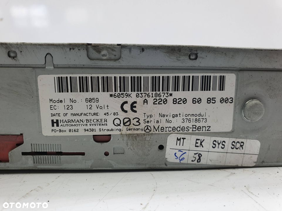 ZMIENIARKA CD MERCEDES W220 A2208206085 - 2