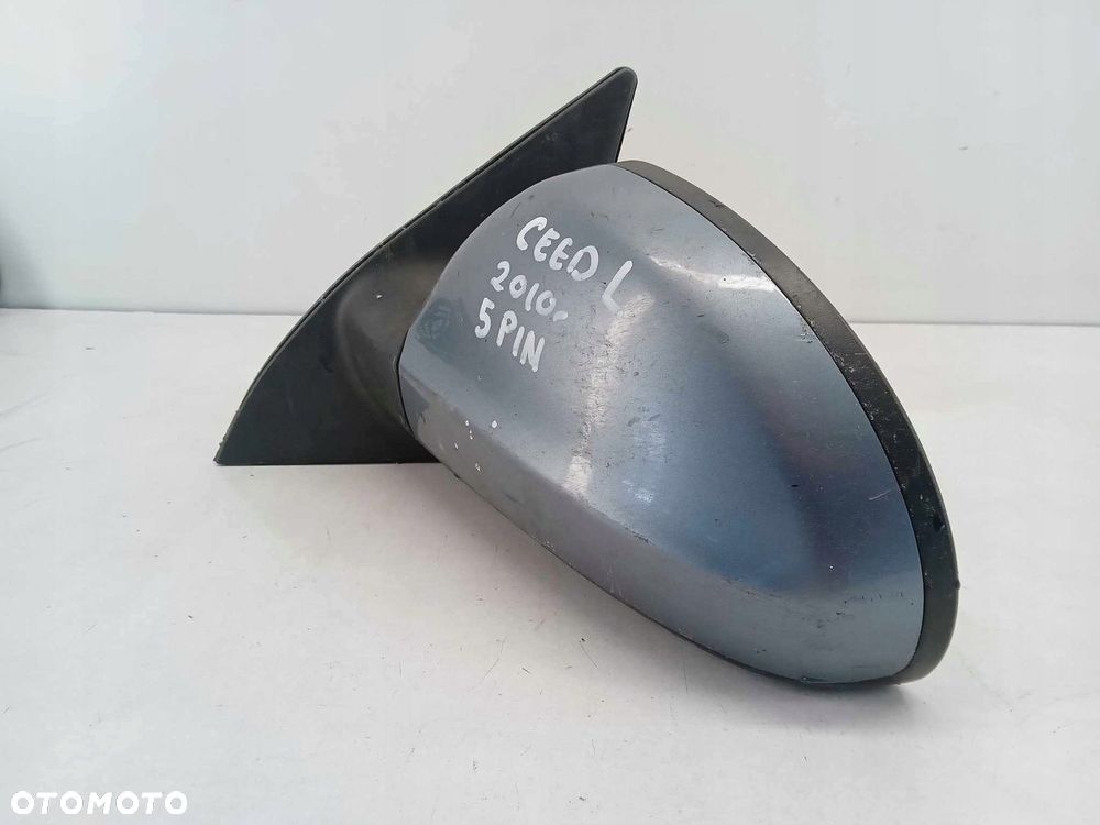LUSTERKO LEWE PRZEDNIE KIA CEED 06-09 5 PIN - 3