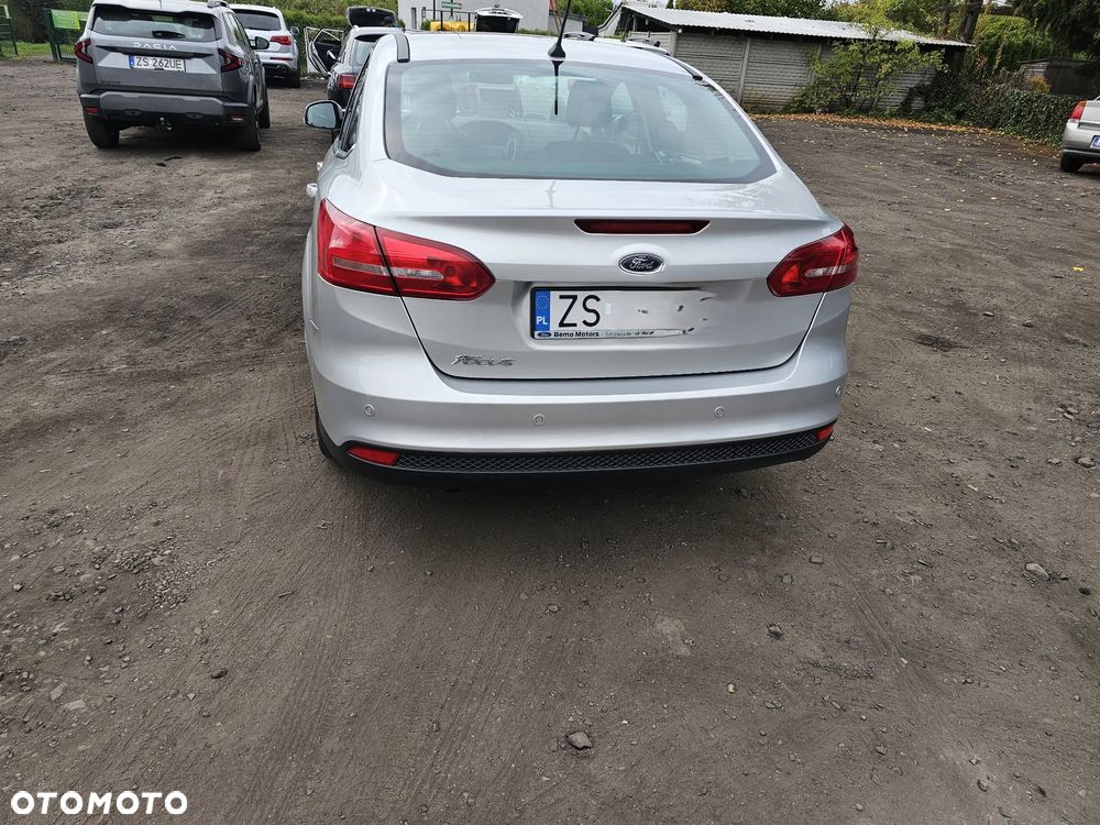 Ford Focus 1.6 SYNC Edition - 8