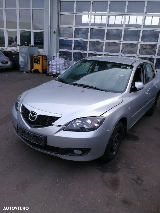 Dezmembrez Mazda 3 1.6 diesel 109 cai Motor Cutie pompa Turbo Xenon - 2