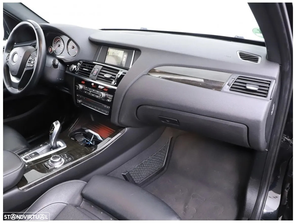 BMW X3 xDrive20d Aut. Luxury Line - 24