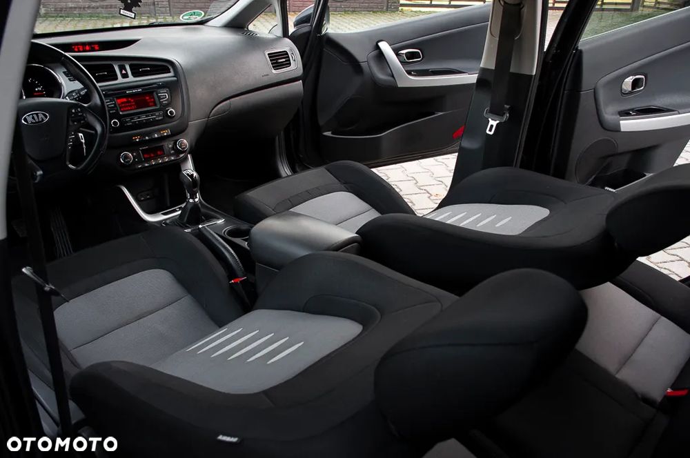 Kia Ceed - 26