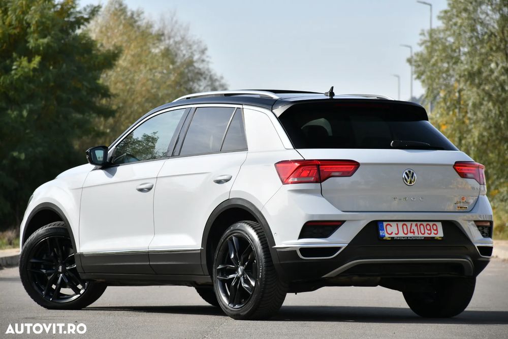 Volkswagen T-Roc - 12