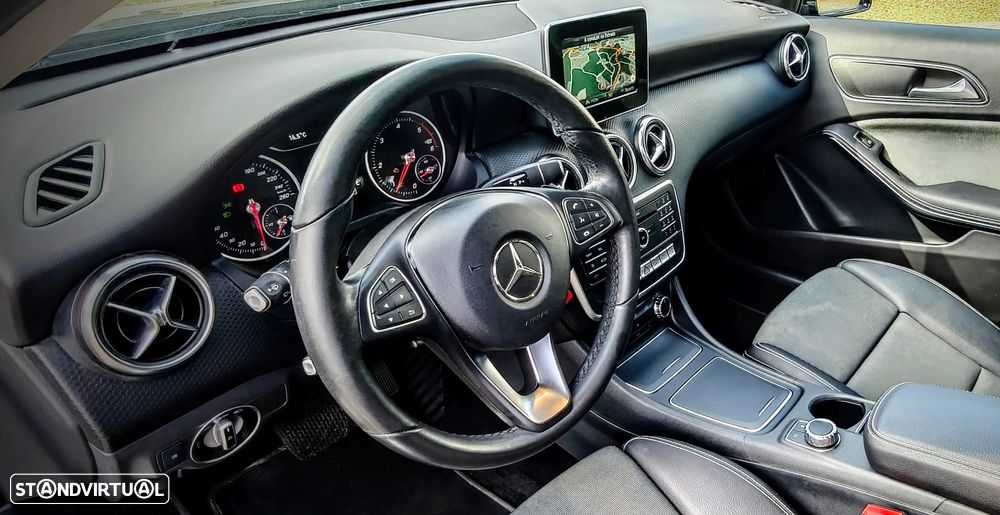 Mercedes-Benz A 180 d 7G-DCT AMG Line - 17