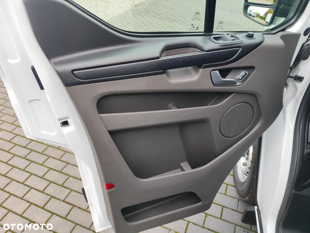 Ford Transit Custom - 14