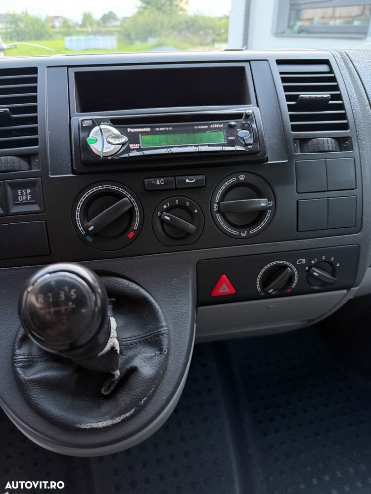 Volkswagen Transporter - 8