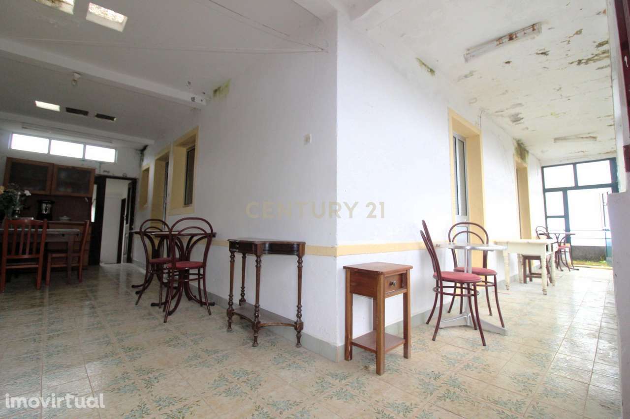 Moradia em São Roque do Faial com Vista Mar e Montanha - Grande imagem: 3/26