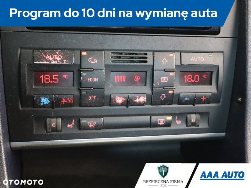Audi A4 Limousine - 20