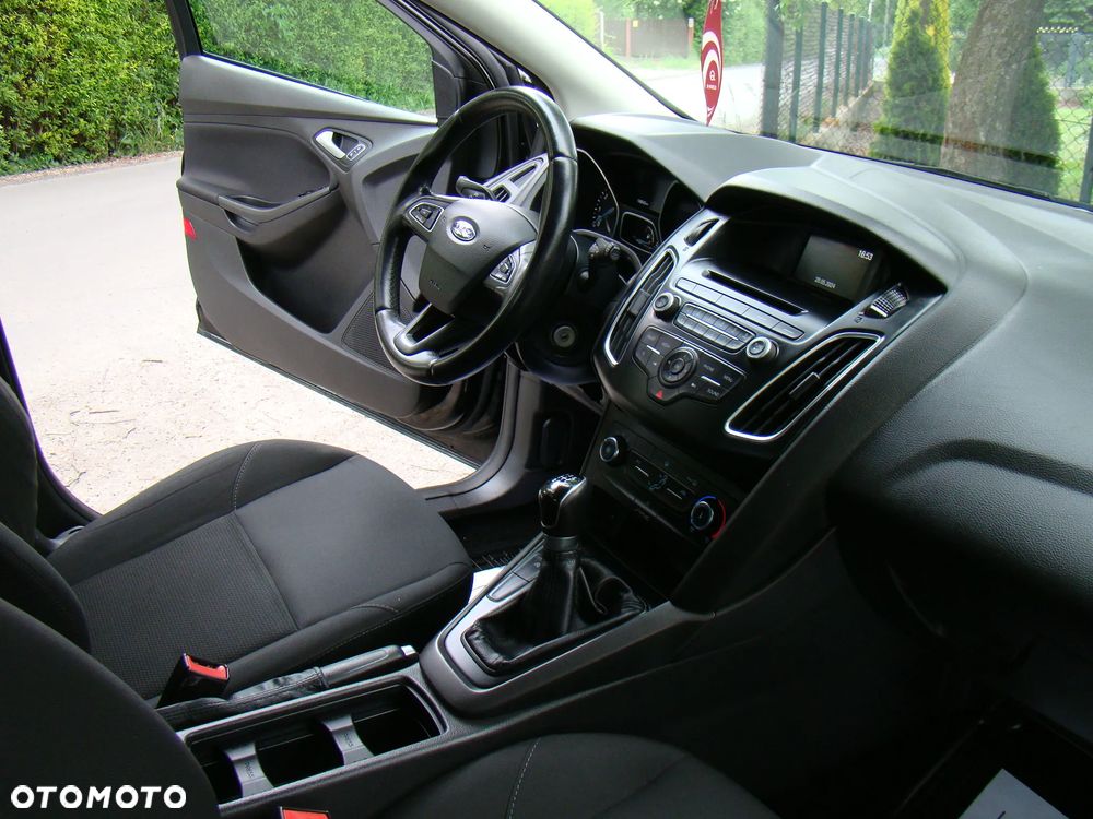 Ford Focus 1.0 EcoBoost Trend - 20
