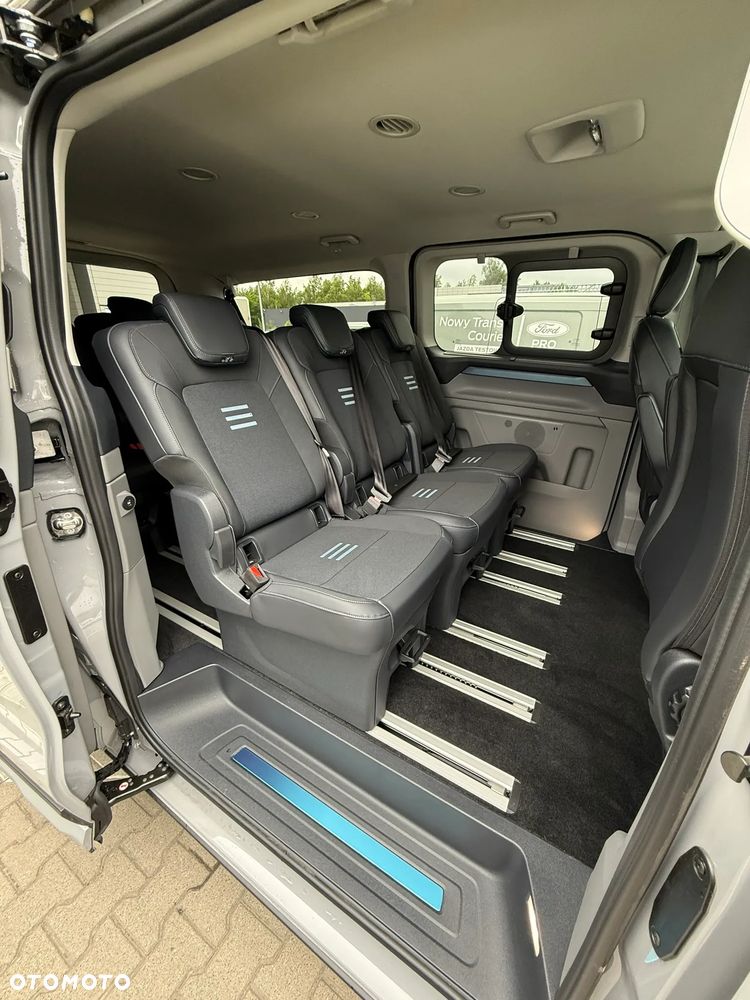 Ford Tourneo Custom 2.0 EcoBlue 320 L2 Active - 25