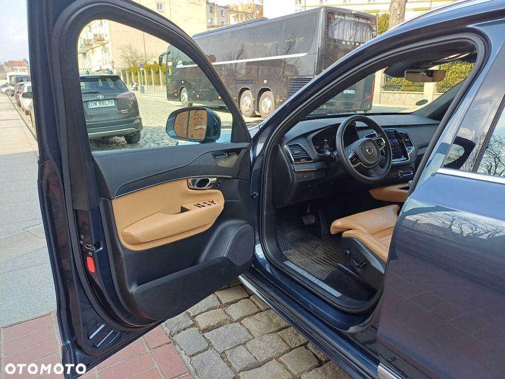 Volvo XC 90 B5 D AWD Plus Bright - 11