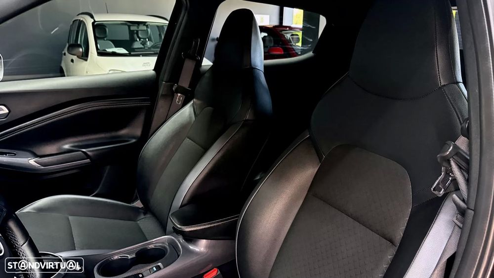 Nissan Juke 1.6 Hybrid Acenta - 36