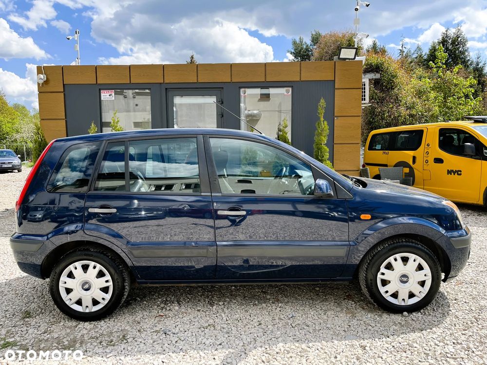 Ford Fusion - 31