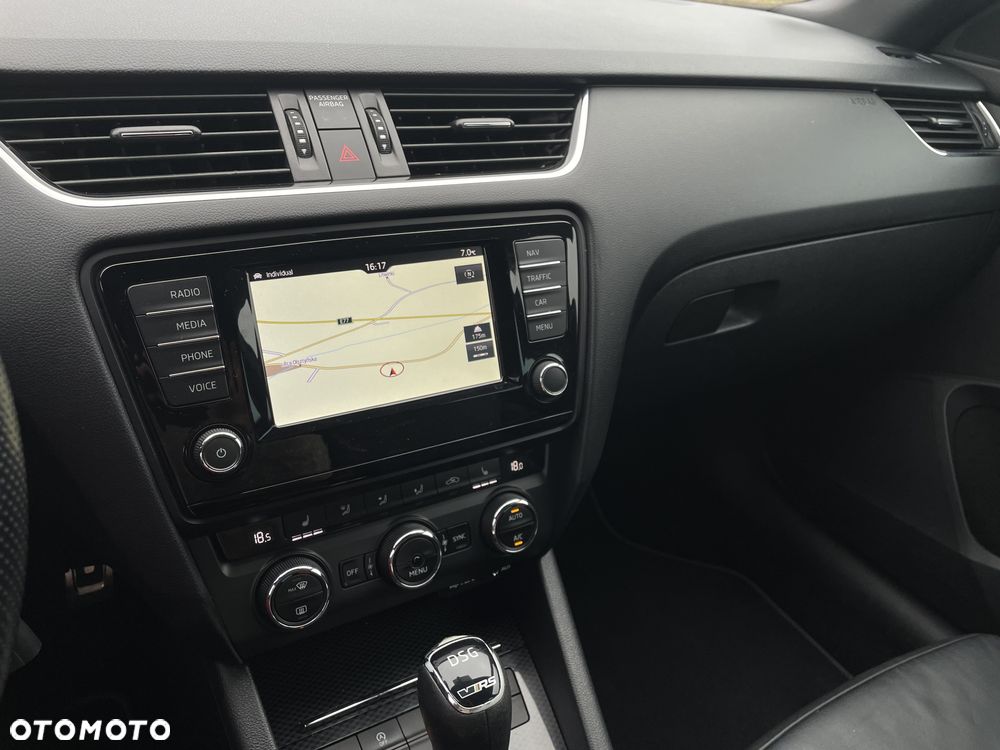 Skoda Octavia 2.0 TDI SCR RS DSG - 20