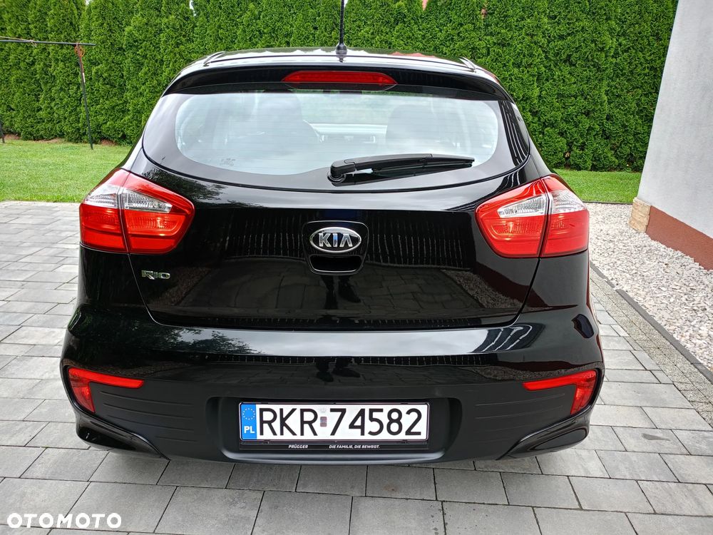 Kia Rio 1.2 Dream Team Edition - 5