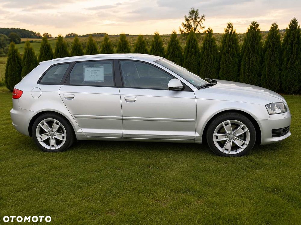 Audi A3 Sportback - 2