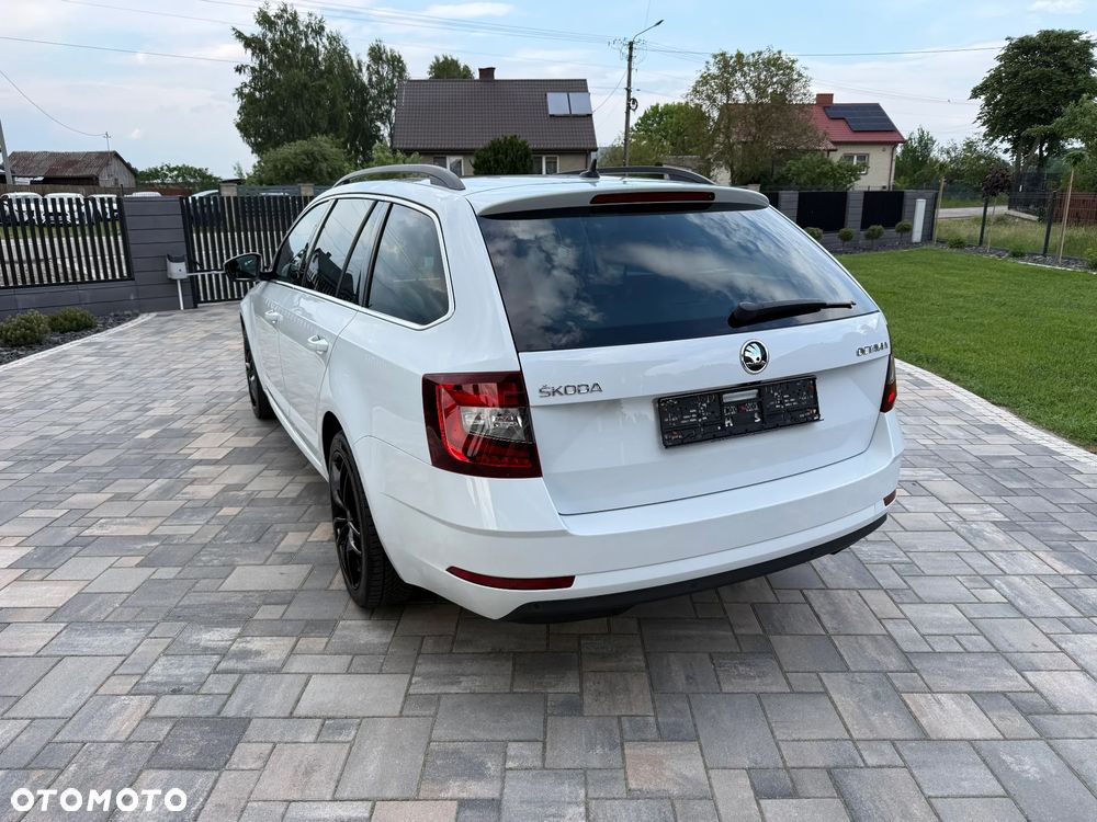 Skoda Octavia 1.6 TDI Premium Edition - 18