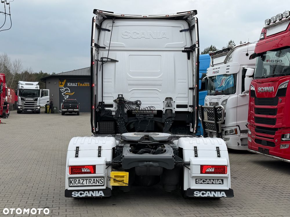 Scania 580S scania z Niemiec v8 mega low deck idealny stan 2021 pełna opcja bez egr - 14