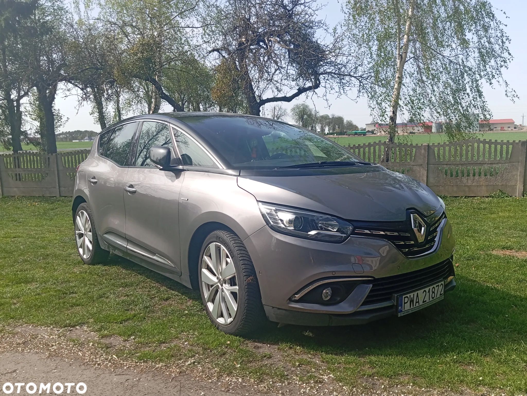 Renault Scenic ENERGY TCe 140 LIMITED - 1