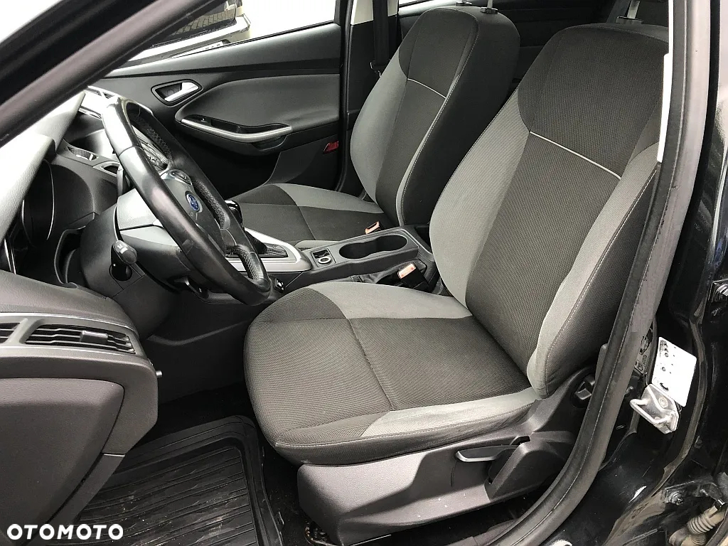 Ford Focus 1.6 Trend - 11
