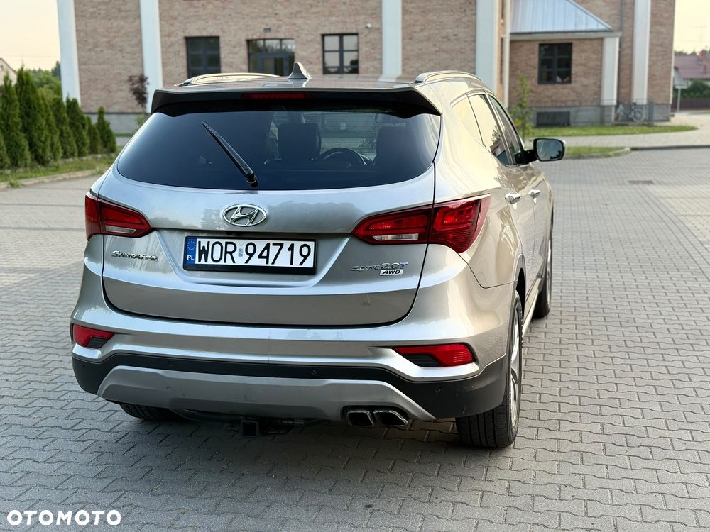 Hyundai Santa Fe 2.0 T Sport Utility - 9