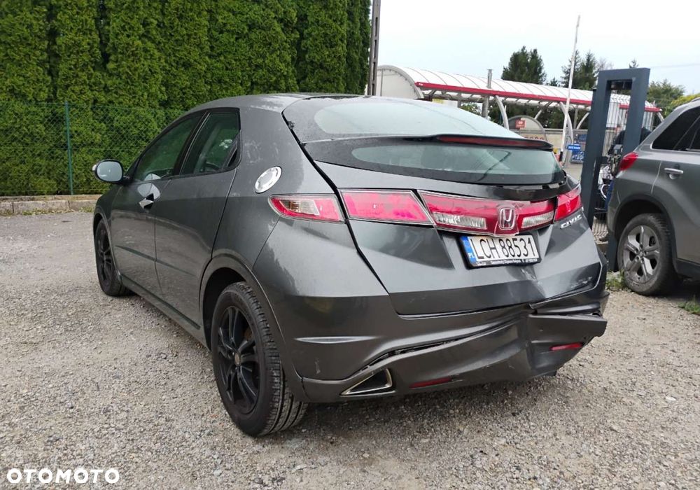 Honda Civic - 4