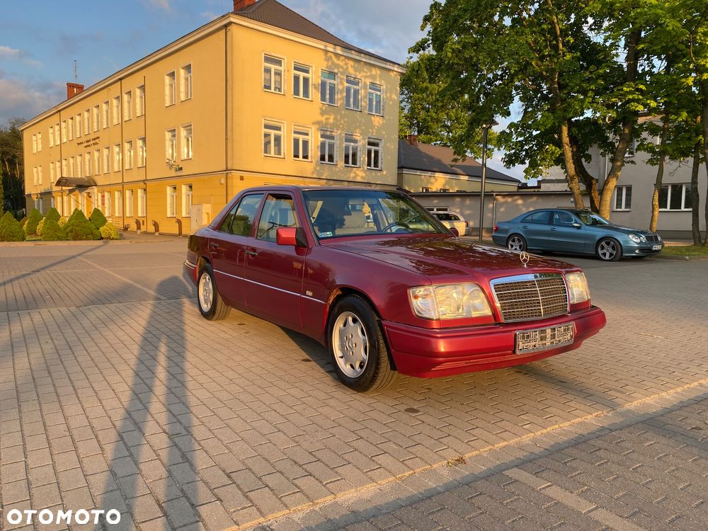 Mercedes-Benz Klasa E - 3