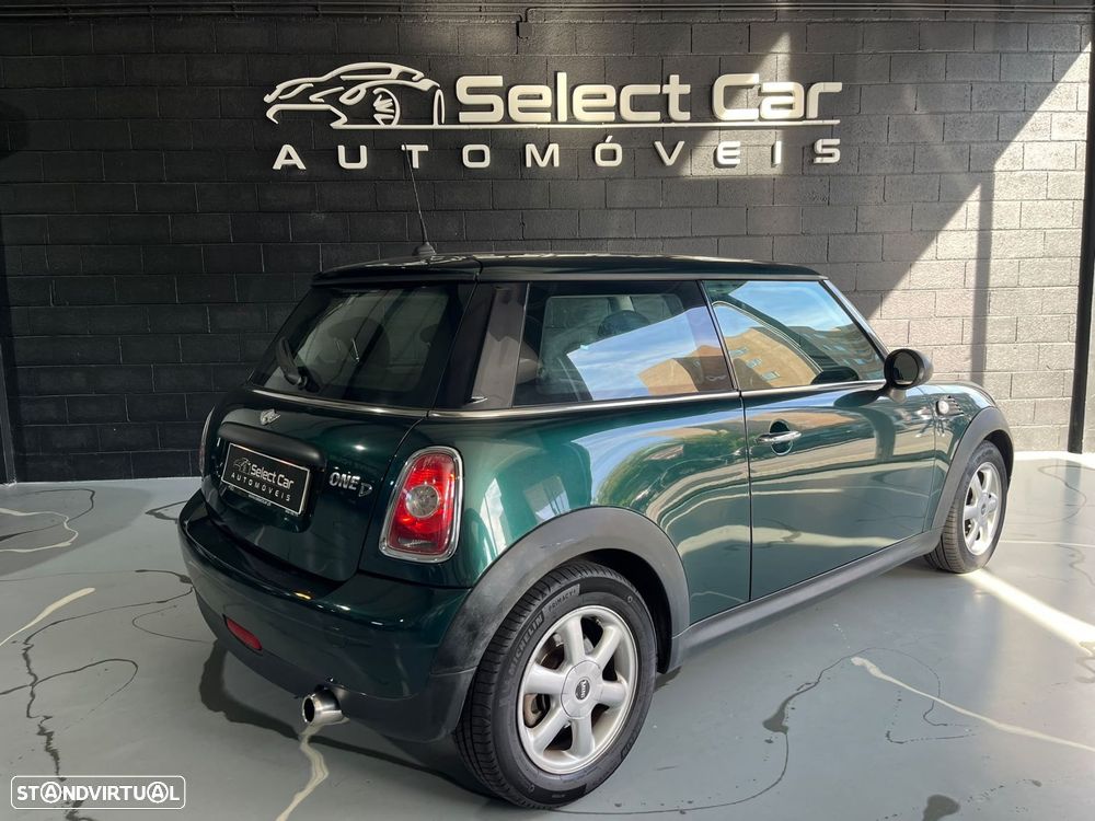 MINI 3 Portas Cooper D - 7