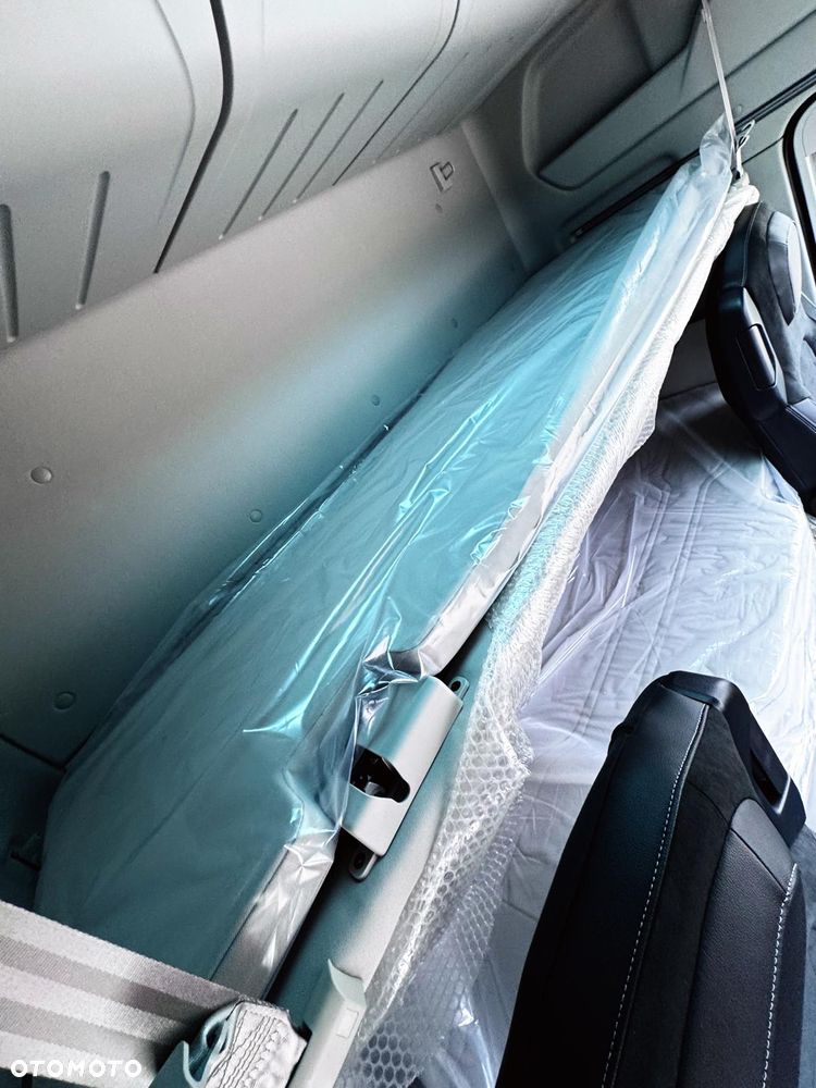 Ford F-MAX - 15