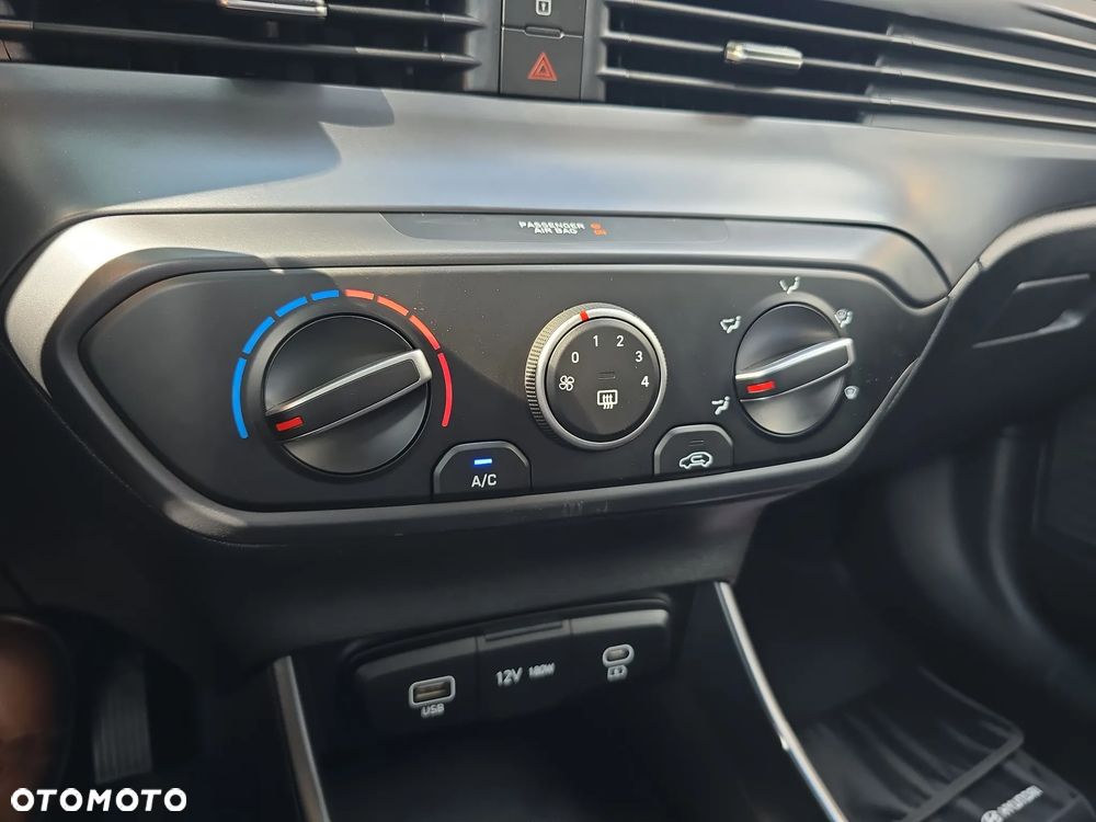 Hyundai i20 1.0 T-GDi Pure DCT - 11