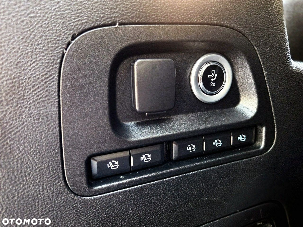 Ford S-Max - 26