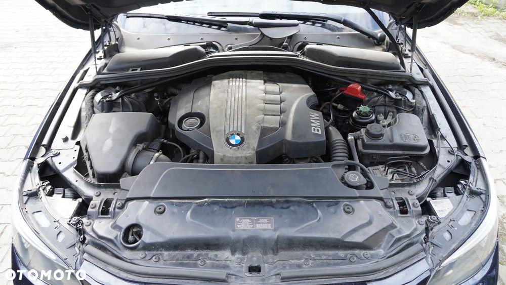 BMW Seria 5 520d - 18