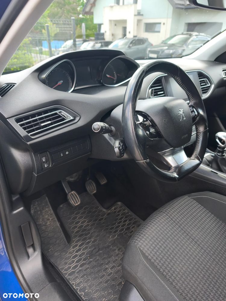 Peugeot 308 BlueHDi 120 Stop & Start Business-Line - 31