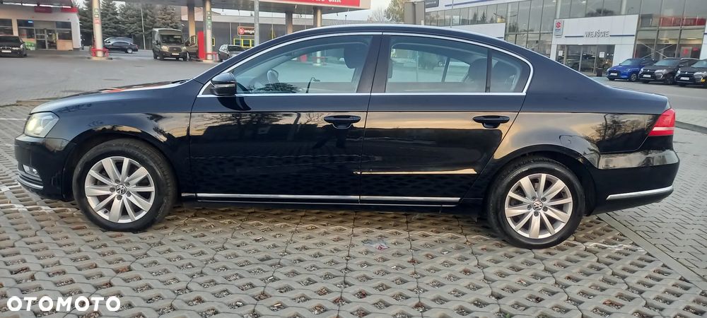 Volkswagen Passat 2.0 TDI DPF Sportline - 6