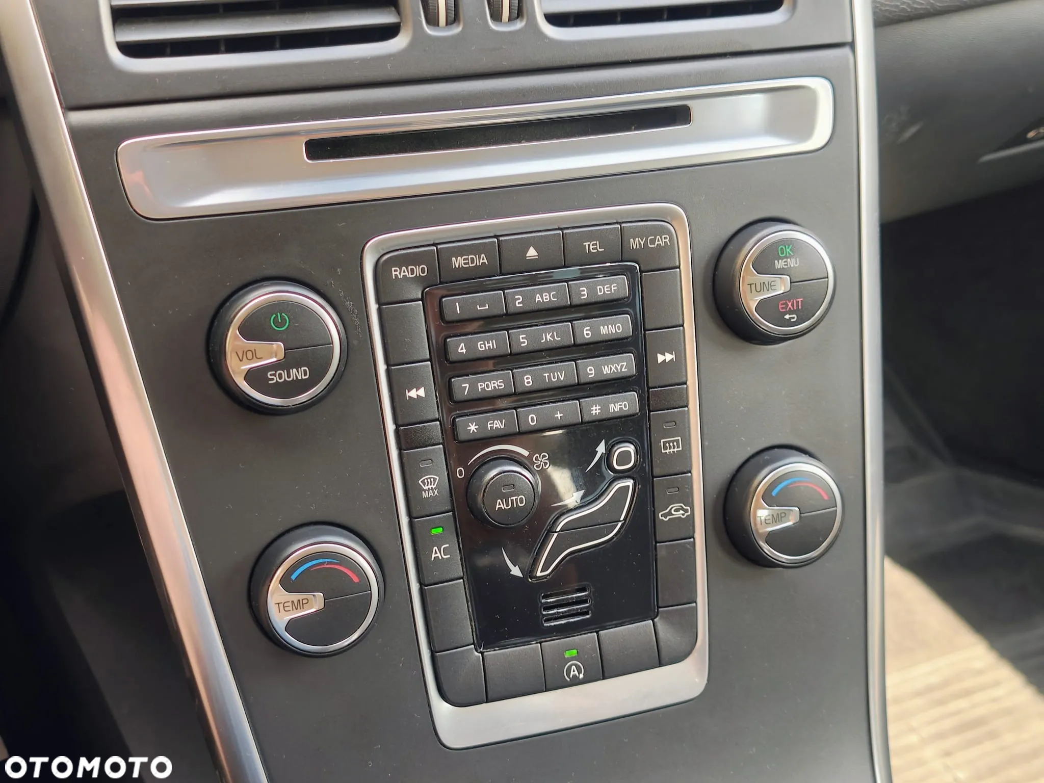 Volvo XC 60 - 13