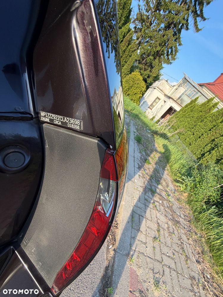 Porsche Cayenne - 17