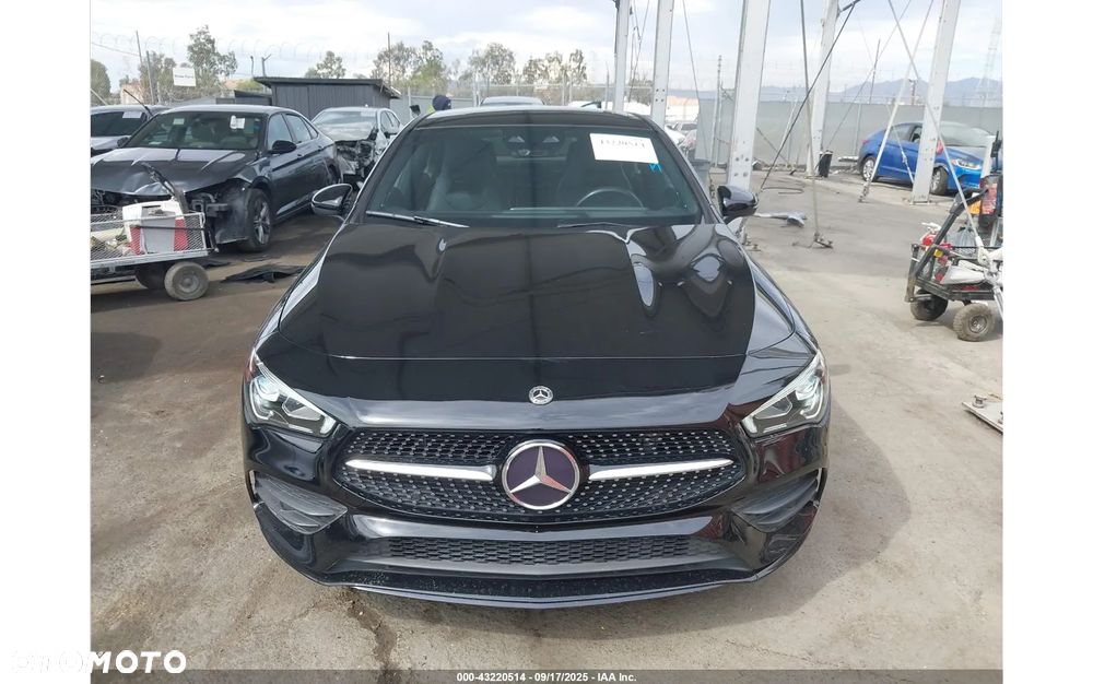 Mercedes-Benz CLA - 5