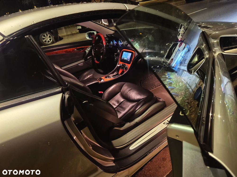 Mercedes-Benz SL - 13