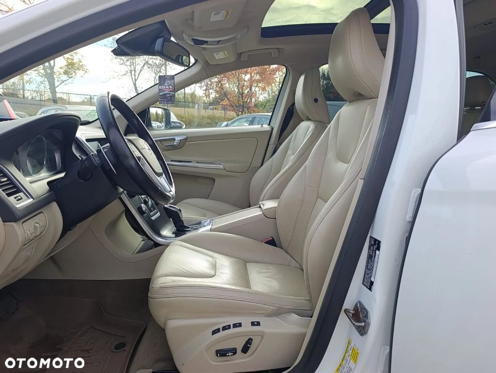 Volvo XC 60 T6 AWD Edition Pro - 12